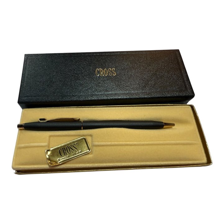 Cross Century Classic Matte Black & 23KT Gold Plated Pen / Made in USA