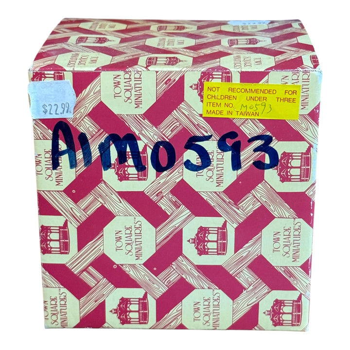 Dollhouse - Rolltop Desk w/Chair