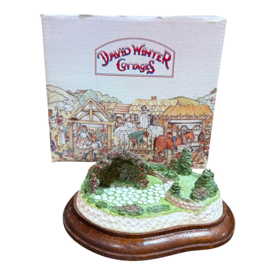 David Winter Cottages - At Rose Cottage