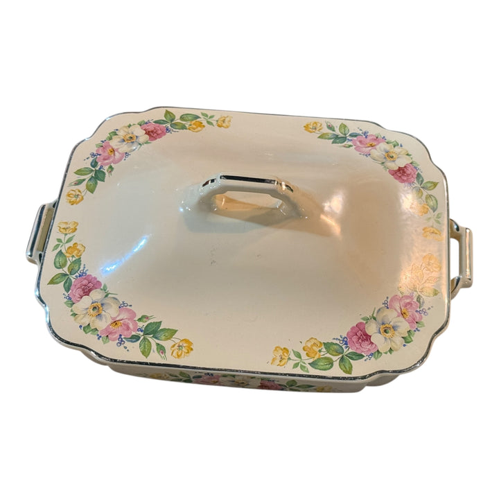 Homer Laughlin Esther Casserole