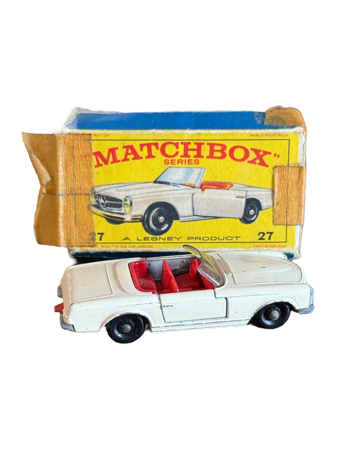 Matchbox Lesney - Mercedes Benz 23DSL #27
