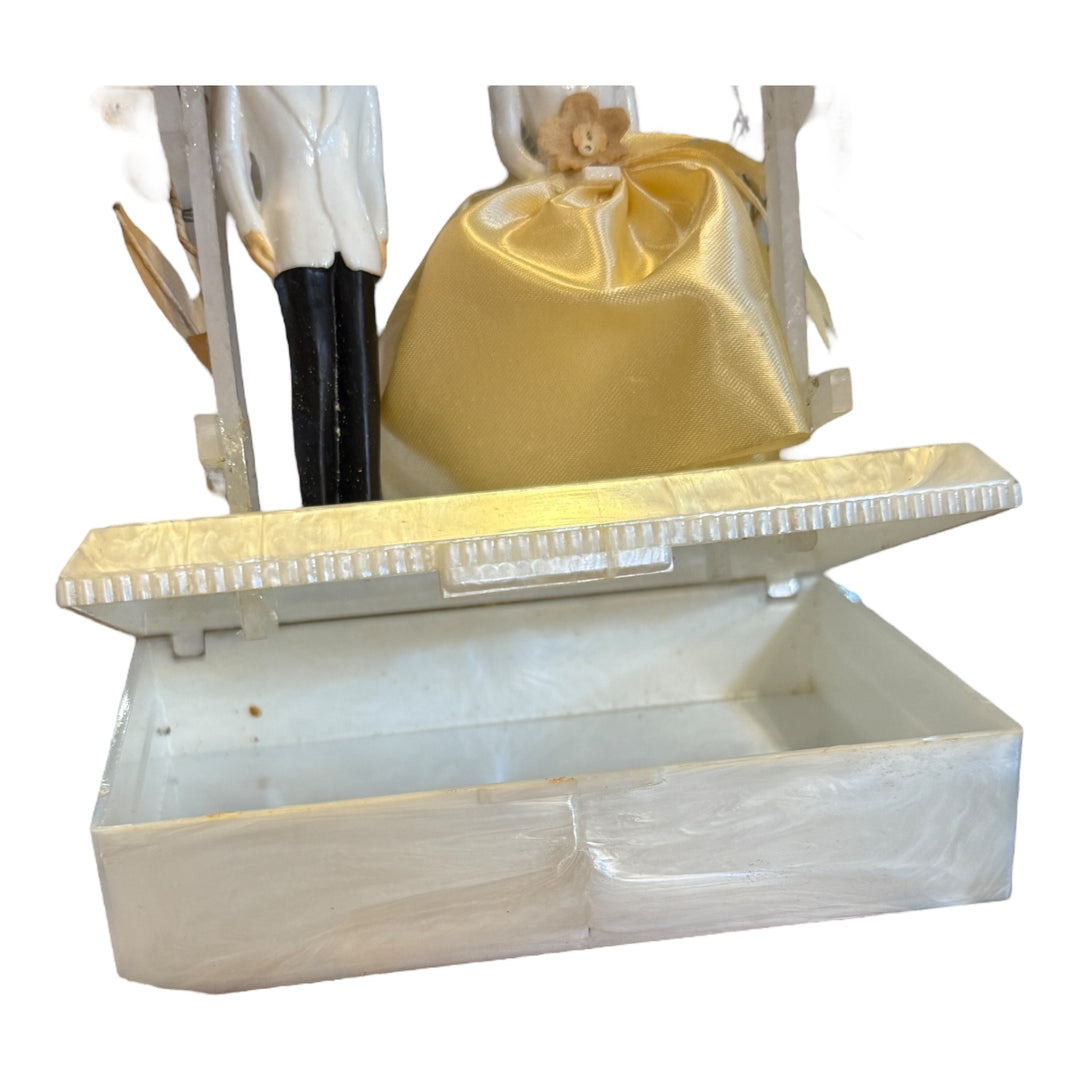 Vintage Plastic Cake Topper / Trinket Box