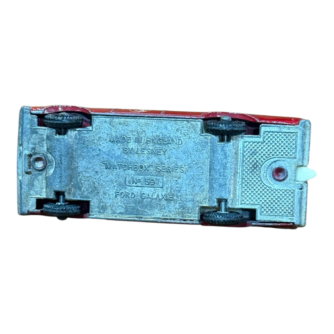 Lesney Matchbox Series 55/59 Ford Galaxie Fire Chief