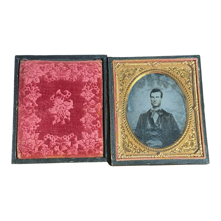 Antique Ambrotype / Tin Type Photograph