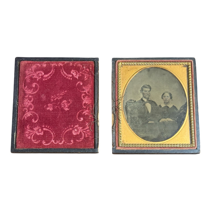 Antique Ambrotype / Tin Type Photograph Couple