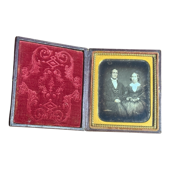 Antique Ambrotype / Tin Type Photograph Couple