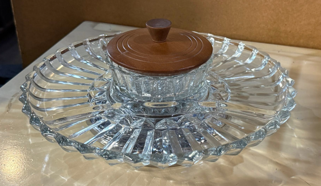 Indiana Glass Divided Relish Tray with Glass Dip Bowl and Wooden Lid