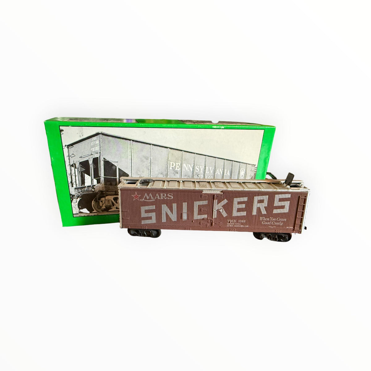 HO Scale Mars Snickers Box Car