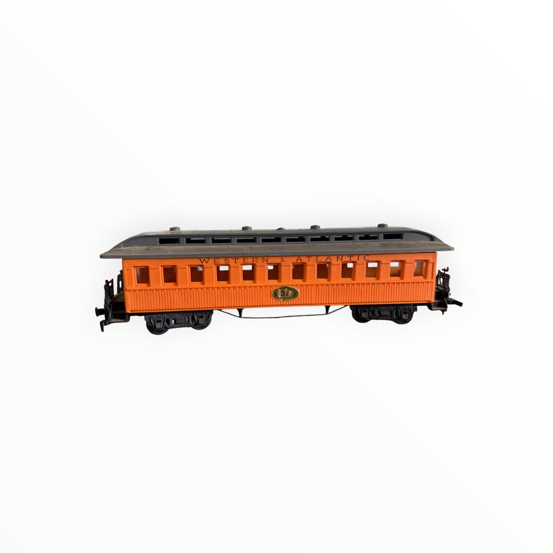 Trains - HO scale &amp;quot;Old Time&amp;quot; Passenger Coach Car